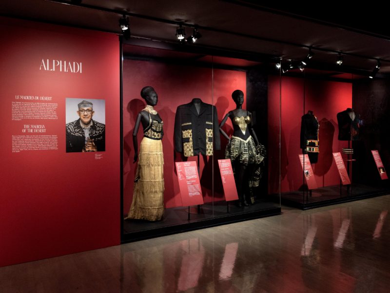 Afrique Mode - L’exposition-événement qui célèbre la fascinante créativité de la scène contemporaine de la mode africaine.